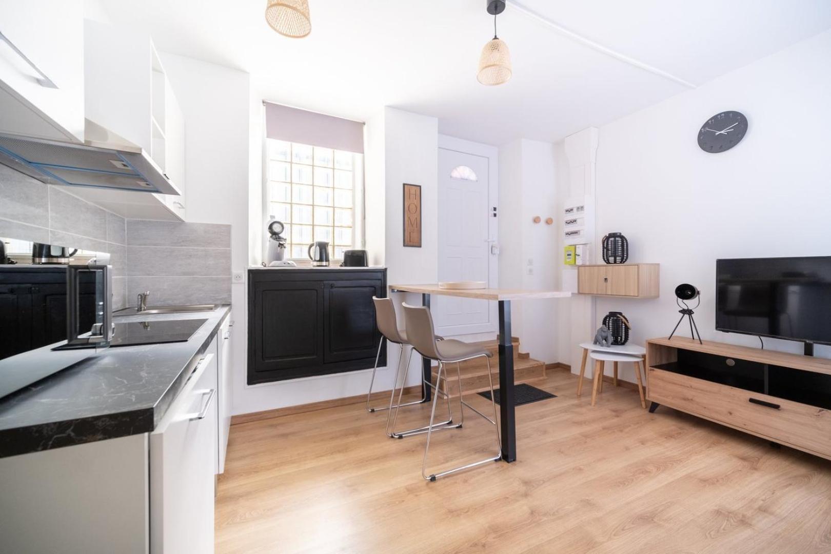Le Castela ~ Proche Centre ~ Arrivee Autonome Appartement